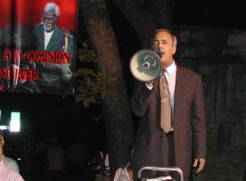 Jerald Finney street preaching in Austin, Texas
